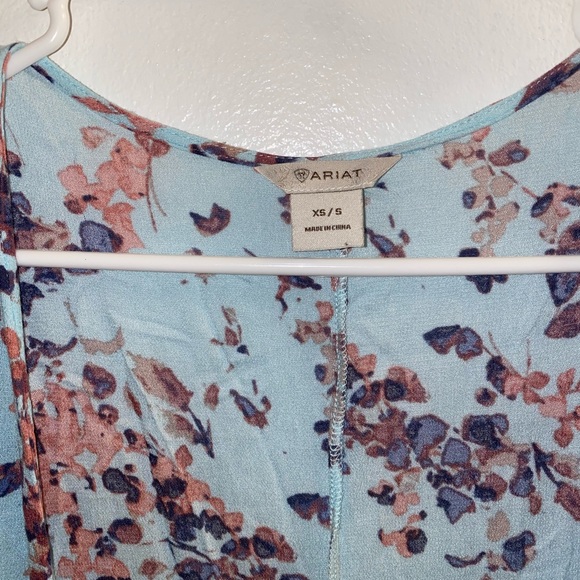 Ariat women’s size XS/S blue floral open front cardigan - Picture 3 of 4